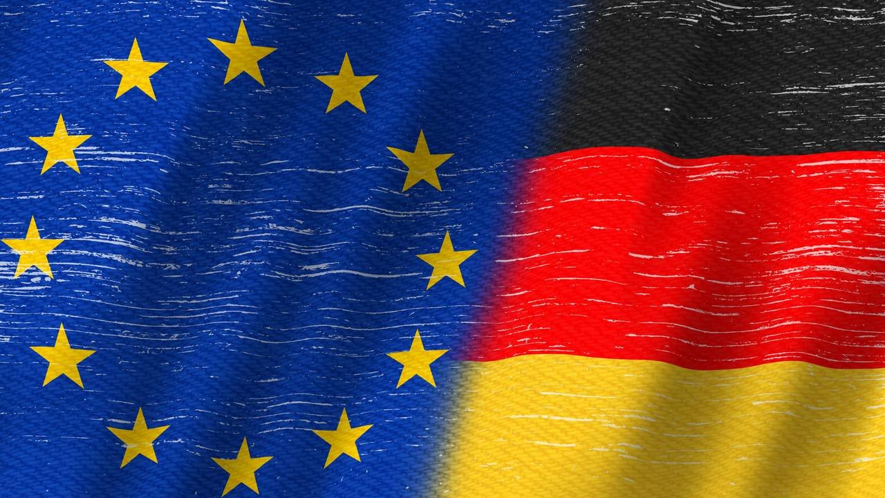 Unia planuje masową inwigilację komunikatorów. Chat Control 2.0 zależy od Niemiec