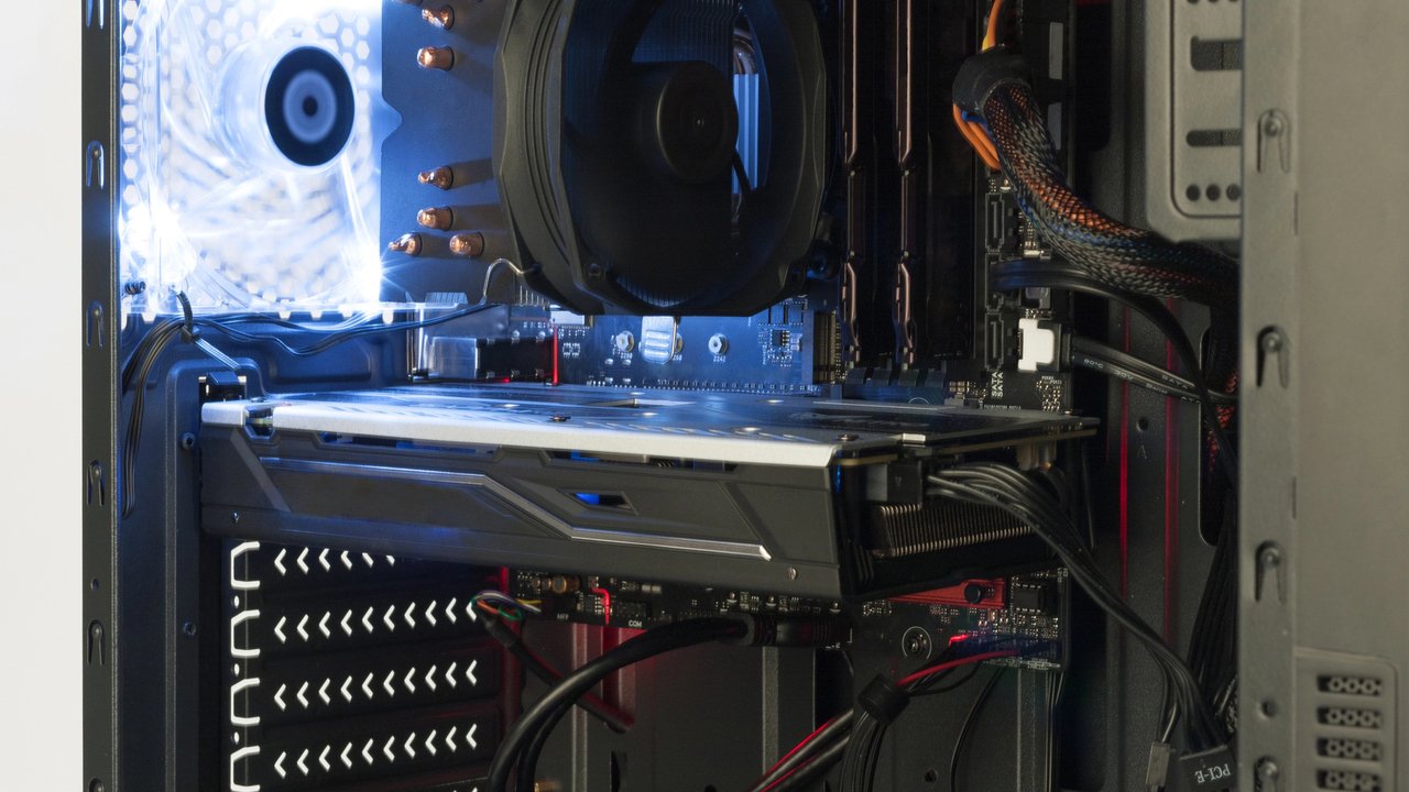 Tajemnicza wersja próbna Intel Arc A750 z nieoczekiwanymi parametrami