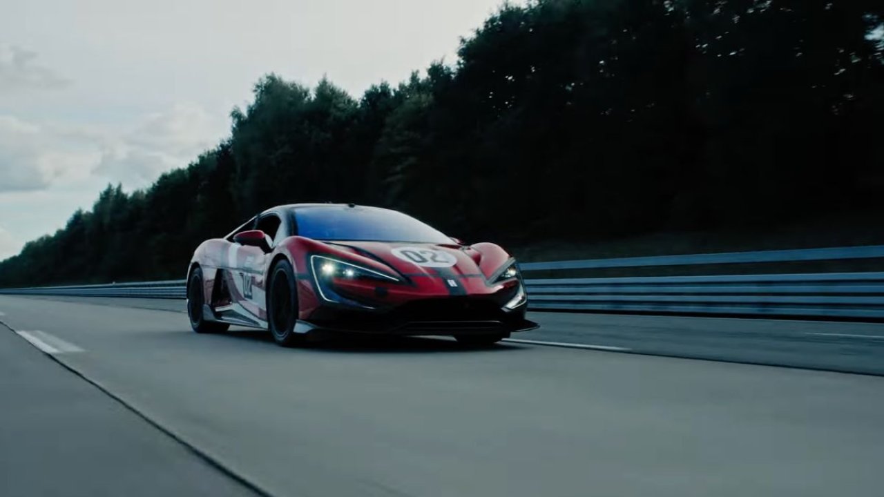 Chiński samochód elektryczny wyprzedza Bugatti. Bariera 500 km/h zaraz padnie