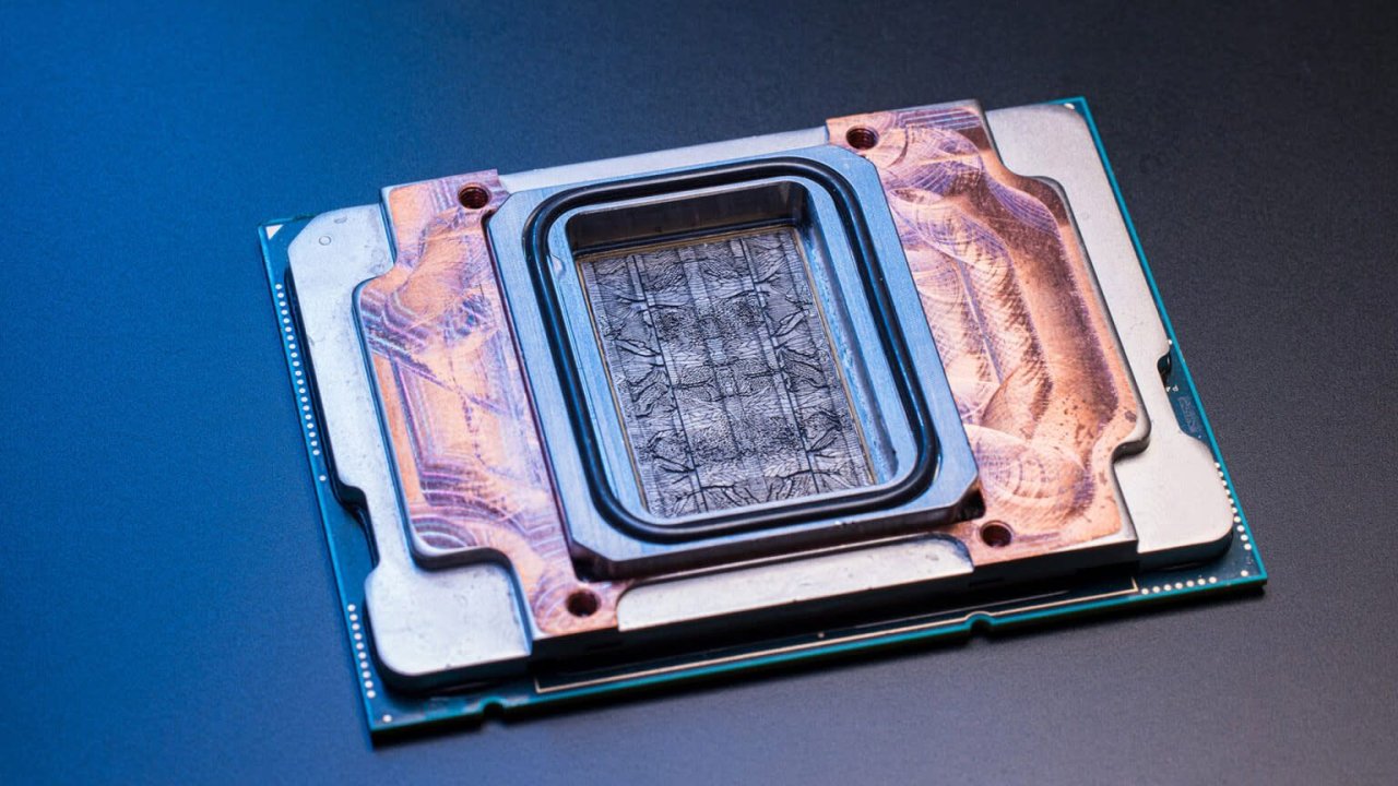 Kanaliki cieńsze od włosa ratują przyszłość sztucznej inteligencji. Microsoft na czele innowacji