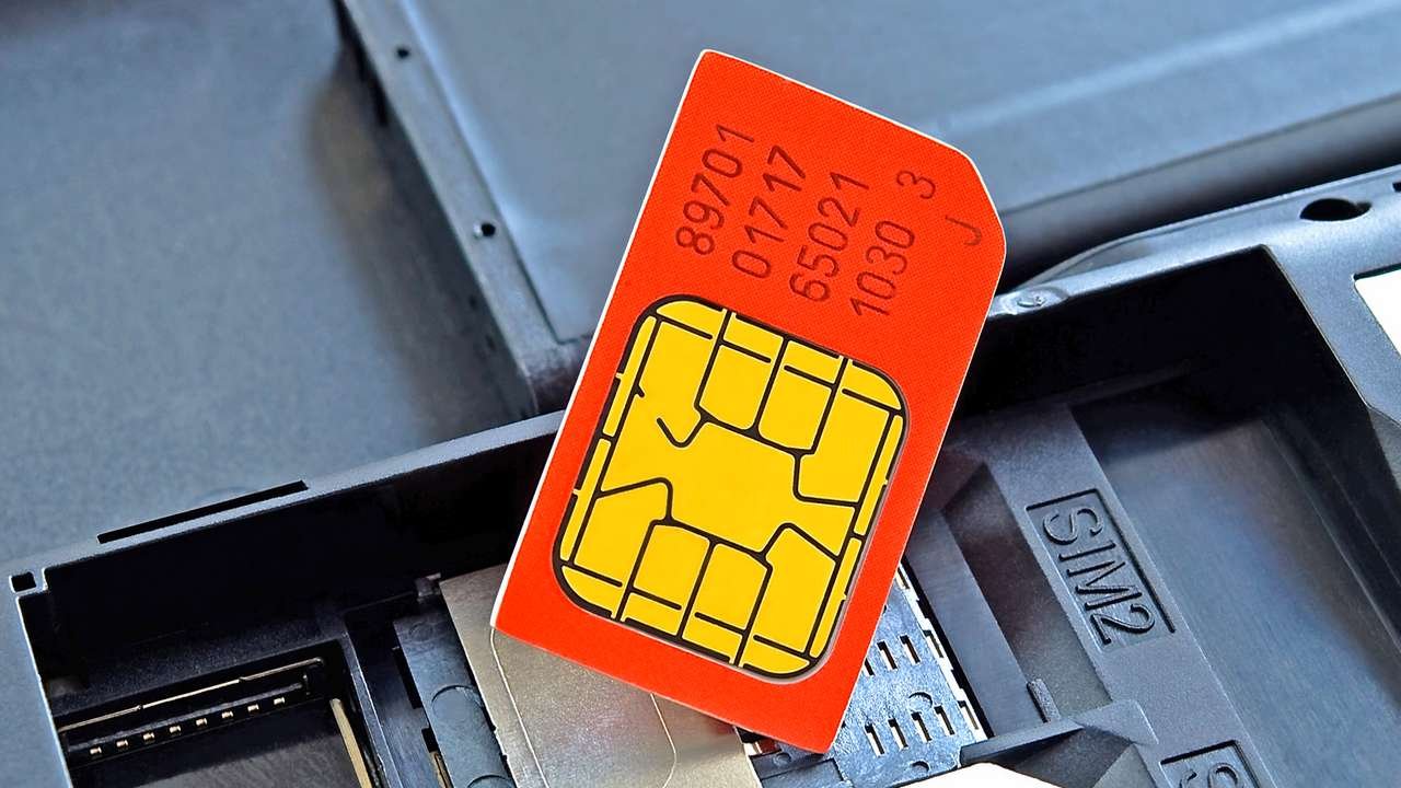 20 milionów długu u operatora komórkowego. Tak się bawią Miliarderzy