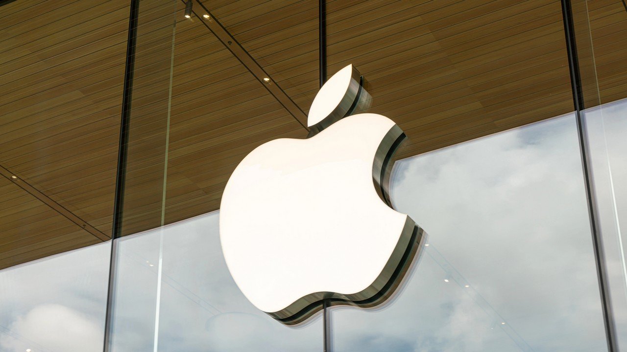 Składany iPhone nie będzie tak świetny jak się wydaje. Analitycy ostrzegają