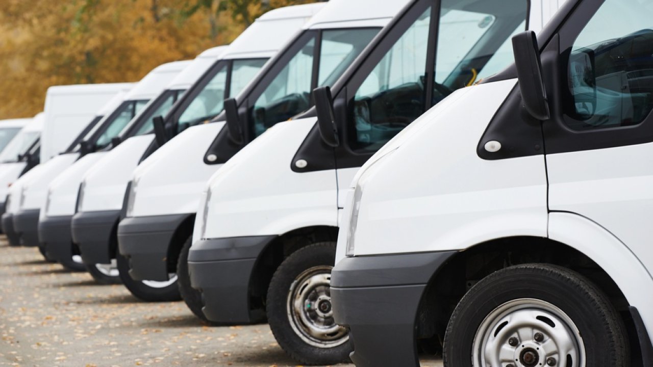 UOKiK odkrywa nielegalną praktykę w transporcie. Dotyczy to tysięcy kierowców