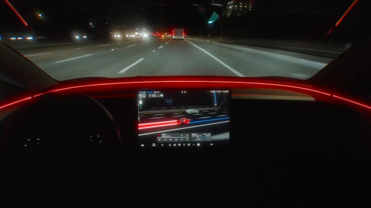 Reklamy wrzucone na siłę do samochodów. Kierowcy wściekli za promocję Disneya