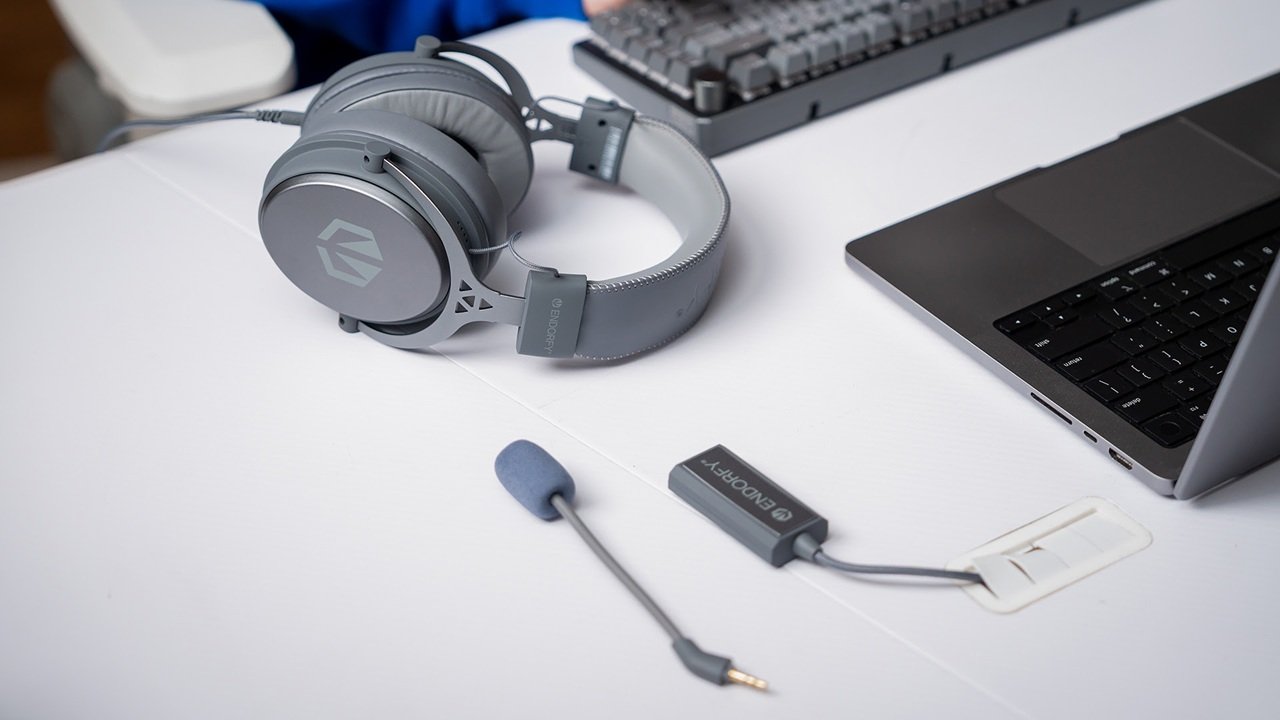 Mikrofon z podwójnym filtrem dźwięku. Endorfy szpanuje czystością nagrań