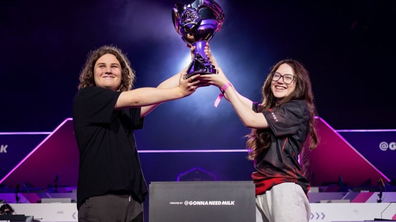 Turniej esportowy dla kobiet wygrywa transpłciowy gracz. Internet eksplodował