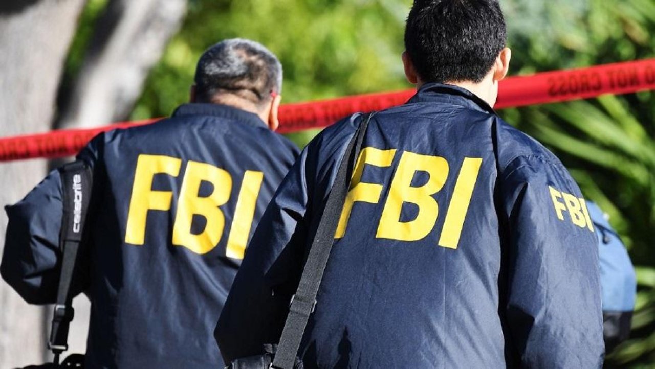 Hakerzy opublikowali dane setek agentów FBI - żądają zapłaty od karteli