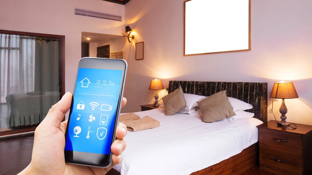 Łóżka przestały działać bo serwery padły. Kuriozalne skutki awarii chmury Amazon