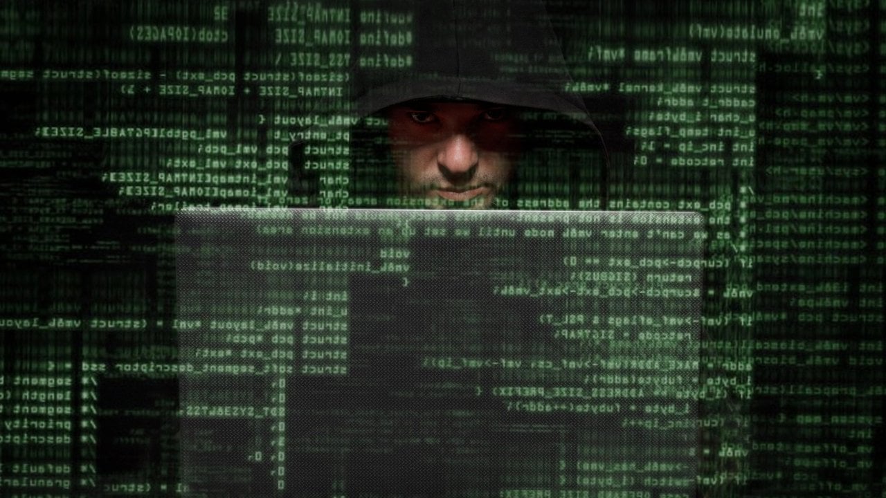 Kolejny groźny cyberatak w Polsce. Numery Pesel i kont bankowych skradzione, zabezpiecz się!