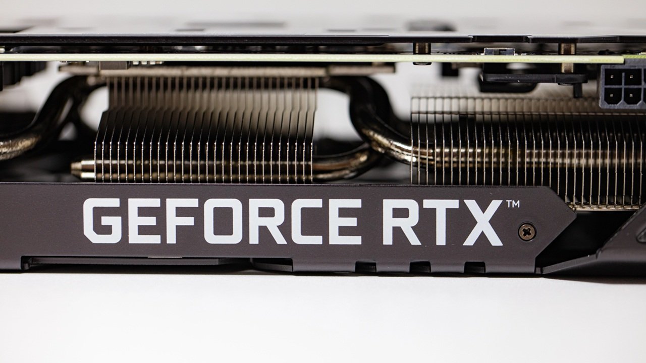 NVIDIA wymieniła RTX 5090 zniszczoną przez użytkownika. To nie jest normalny przypadek