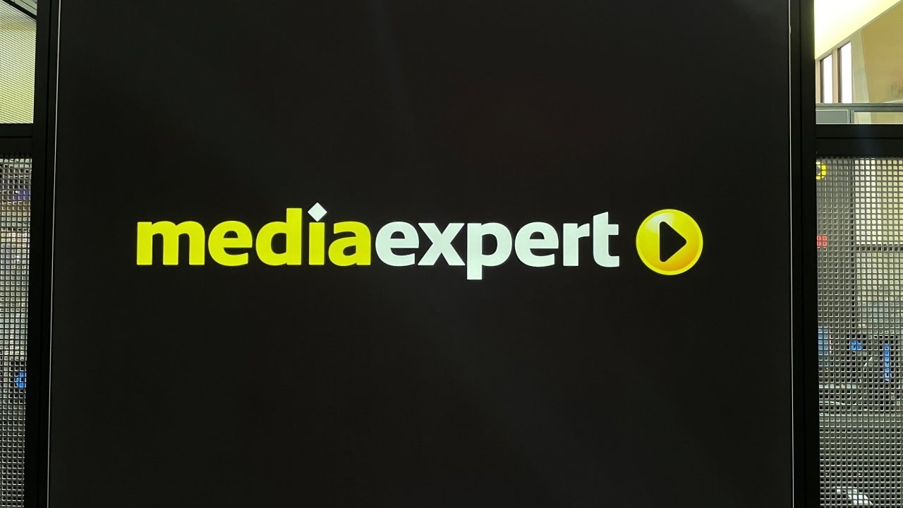 Samsung Odyssey G5 w dobrej cenie. Imponująca specyfikacja za mniejsze pieniądze