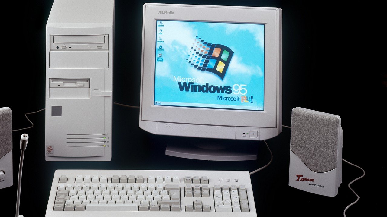 Windows ma 40 lat. Vista i ósemka wciąż są czarnymi owcami rodziny