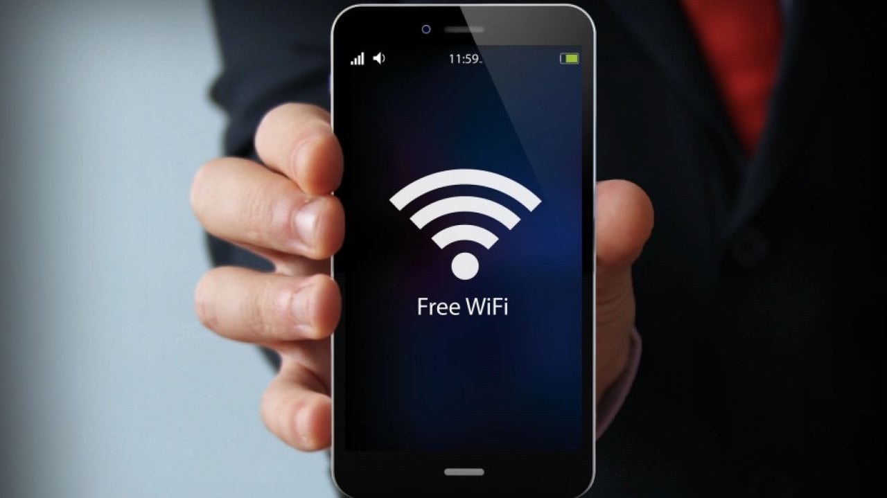 Uwaga na publiczne Wi-Fi. Zagrożone głównie kobiety