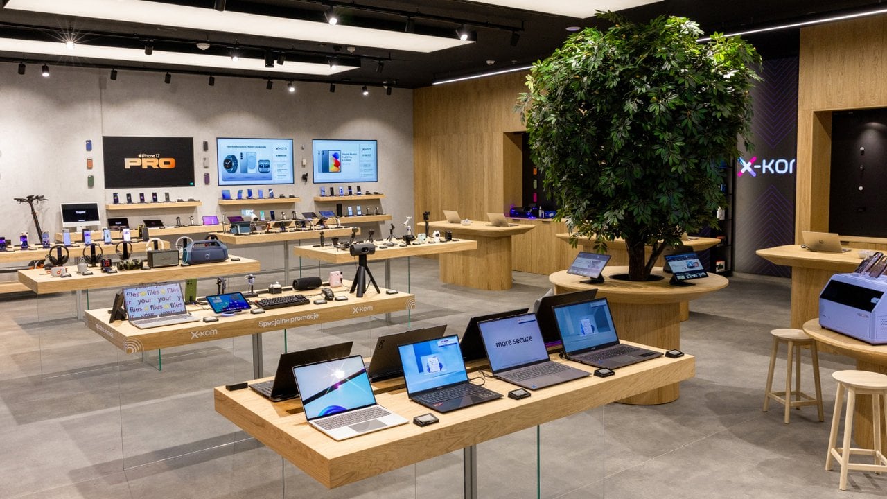 X-kom pokazał salon przyszłości, kolejki ustawiały się od piątej rano