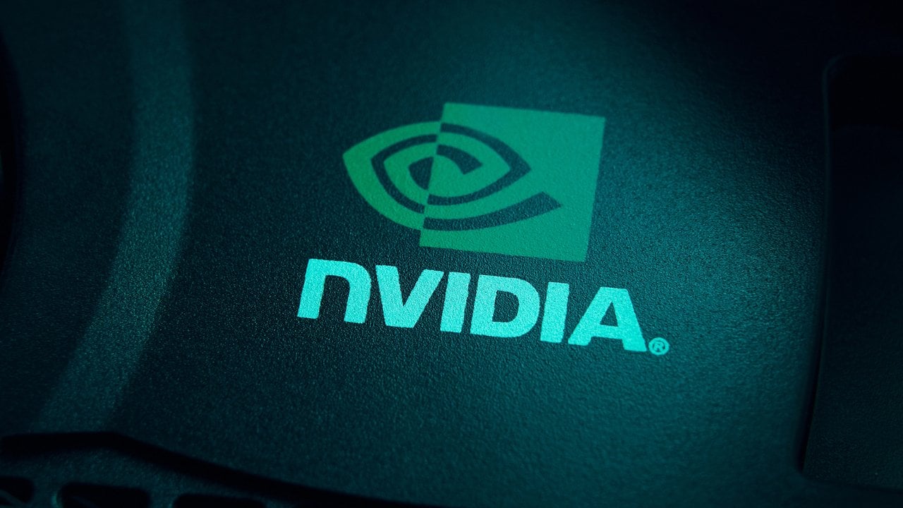 Instaluj nowy sterownik NVIDII. Później podziękujesz