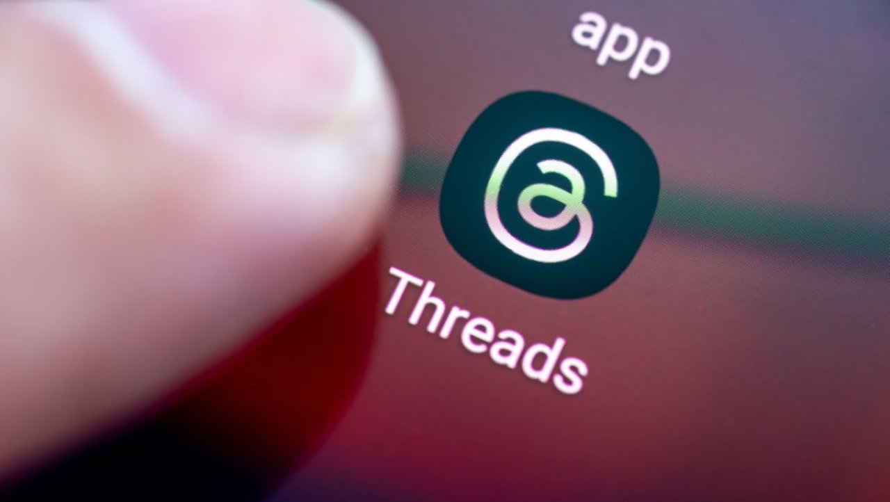 X przegrywa z Threads. Problemy Muska wciąż się mnożą