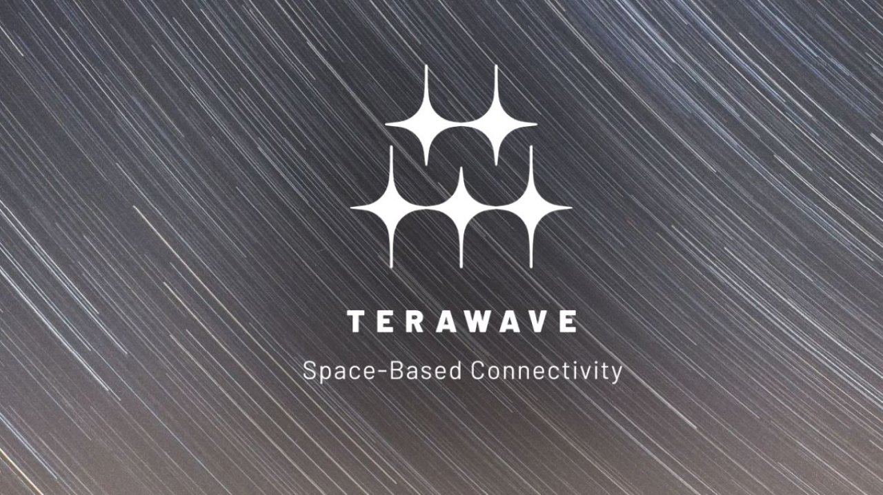 Internet z kosmosu to przyszłość. Jeff Bezos wypowiada wojnę Starlinkowi