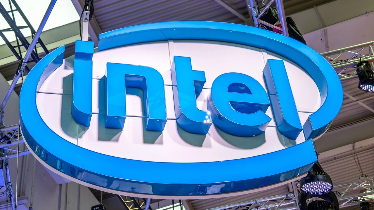Intel łączy szkło z technologią EMIB. Czegoś takiego jeszcze nie było