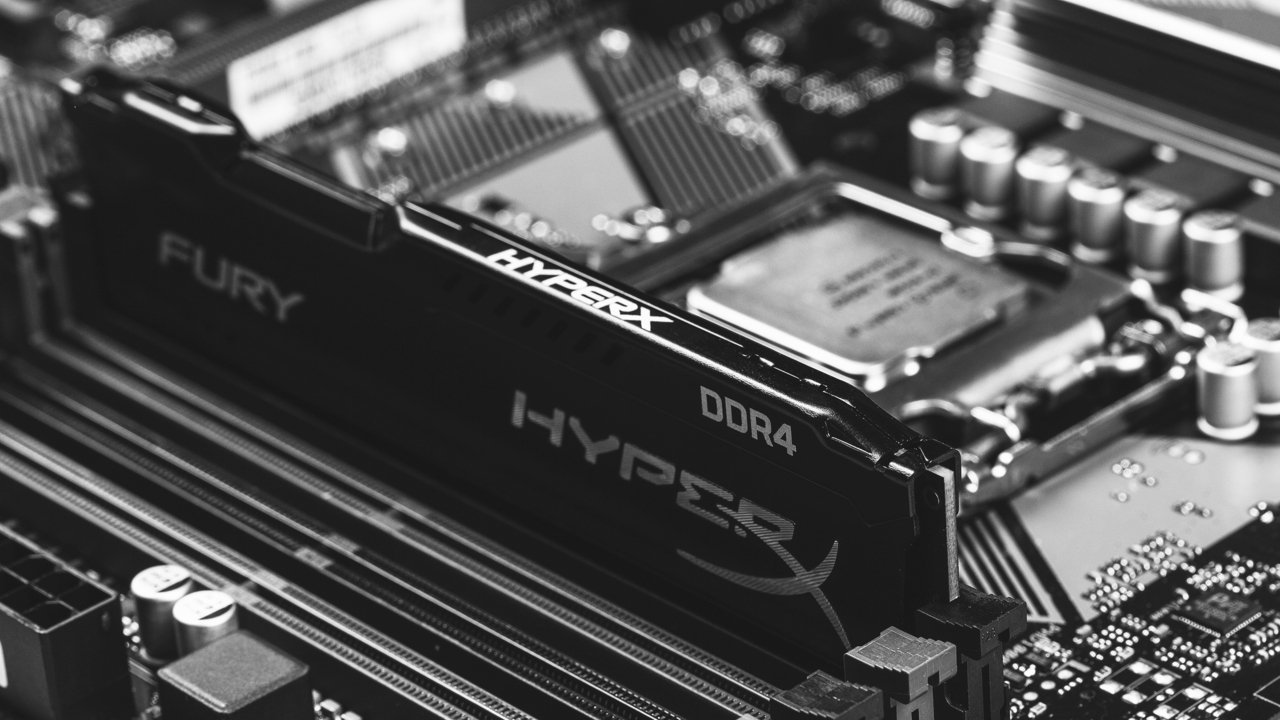 Ceny pamięci DDR5 w Europie zaczynają spadać. Po rekordowym czasie widać oznaki poprawy