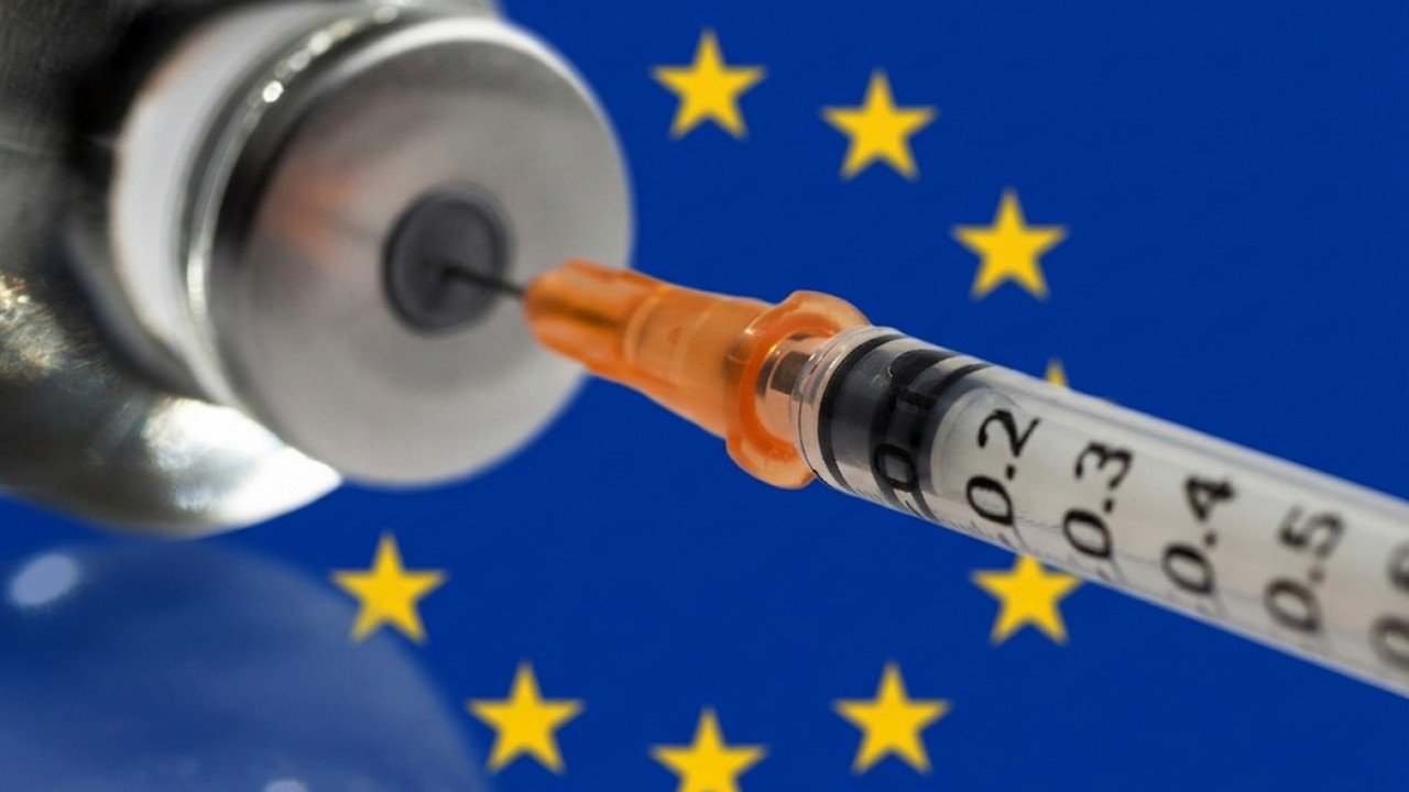 Unia dopuszcza pierwszą na świecie szczepionka na grypę i Covid w jednym. USA wciąż czeka