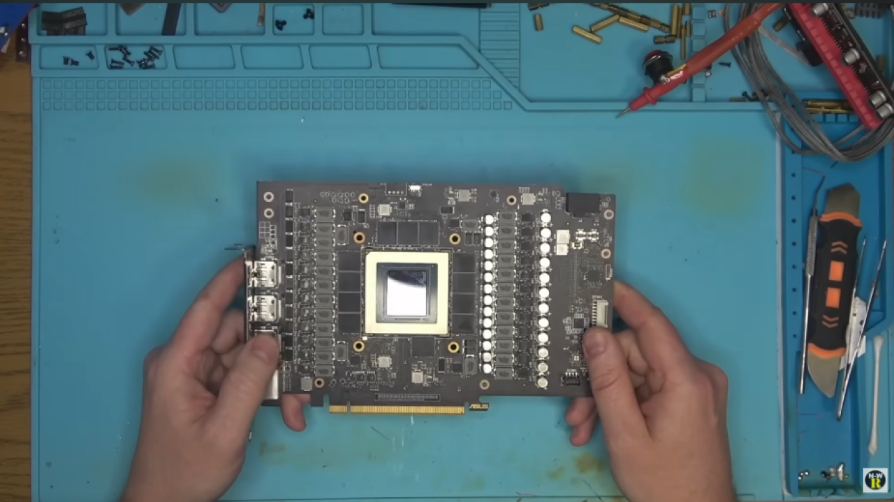 Kupił idealną podróbkę RTX 4090. choćby serwis dał się nabrać