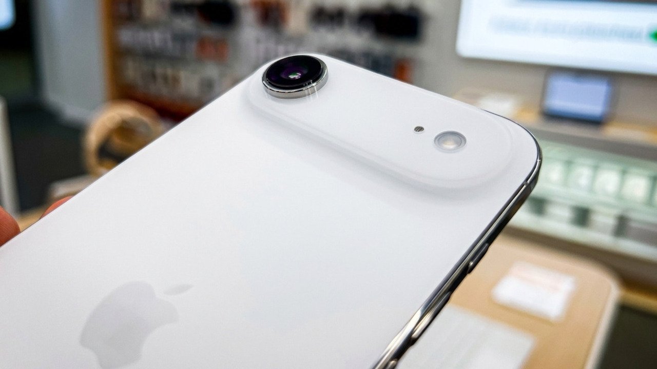 Problemy z baterią w iPhone’ach. telefony Apple z niepokojącym błędem