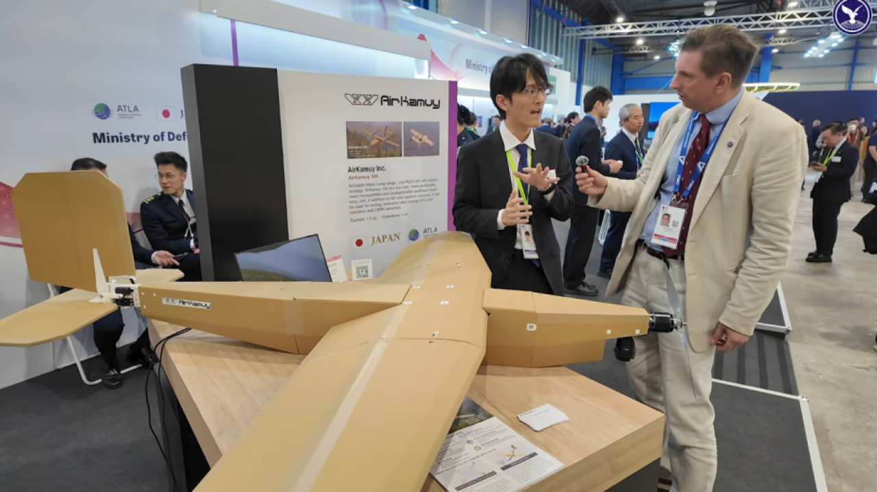 Japan creates drones from cardboard. The effect surprises even the military