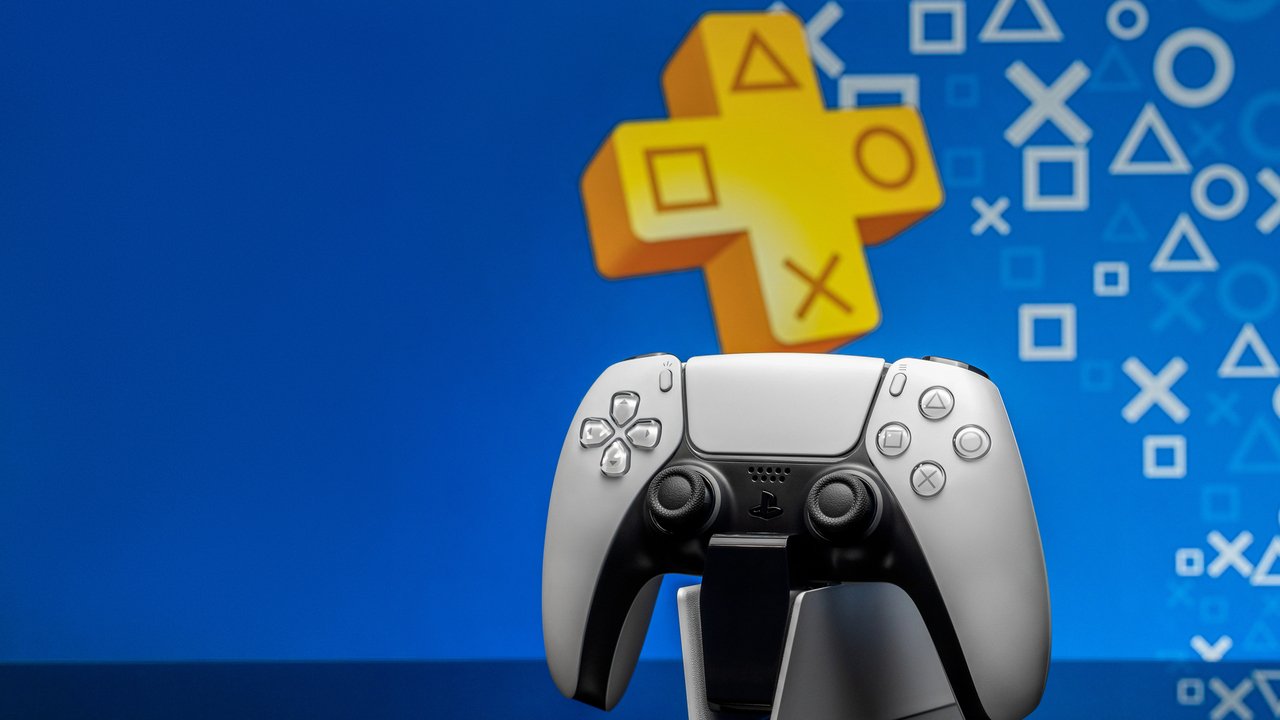 PS Plus może ponownie podrożeć. Strategia Sony budzi obawy graczy