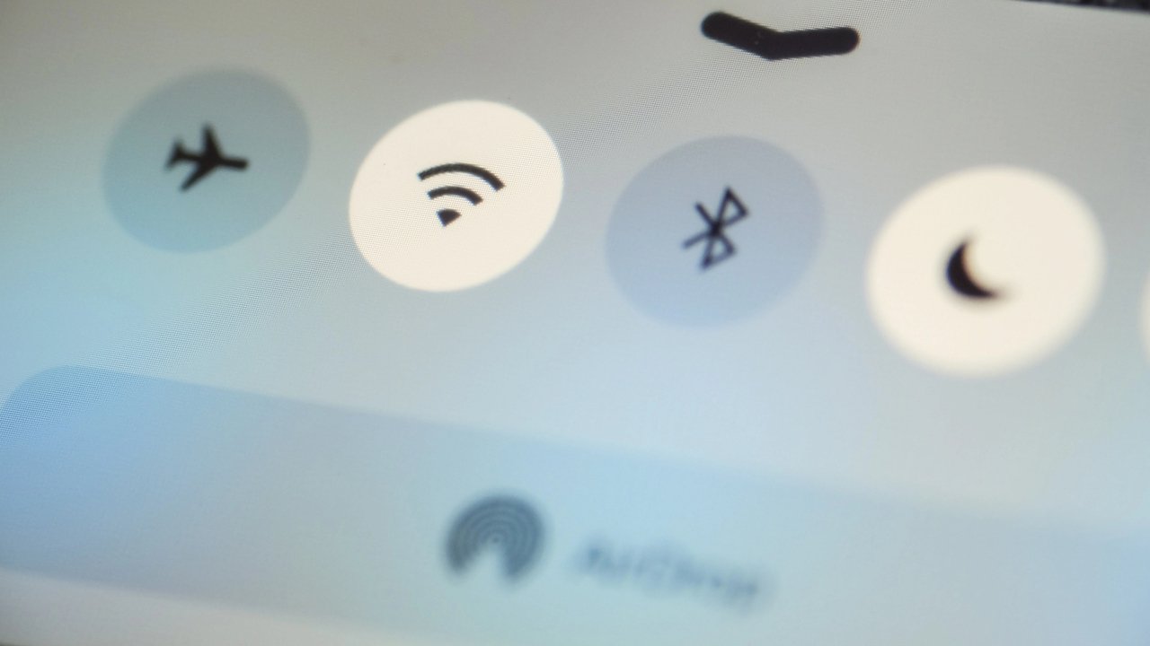 Nowe luki w AirDrop i Quick Share. Apple, Google i Samsung już reagują