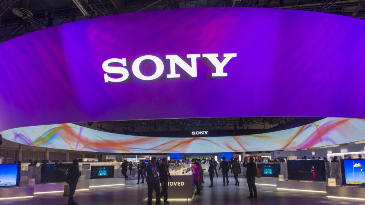 Dyrektorzy Sony masowo sprzedają akcje. Wszystko po krytykowanej decyzji PlayStation