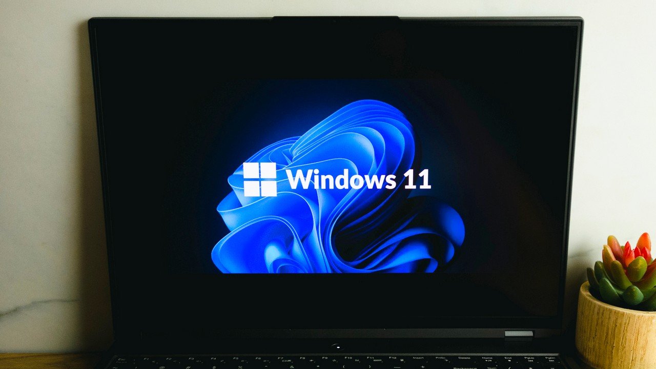 Microsoft usuwa lukę obecną w Windowsie przez 10 lat