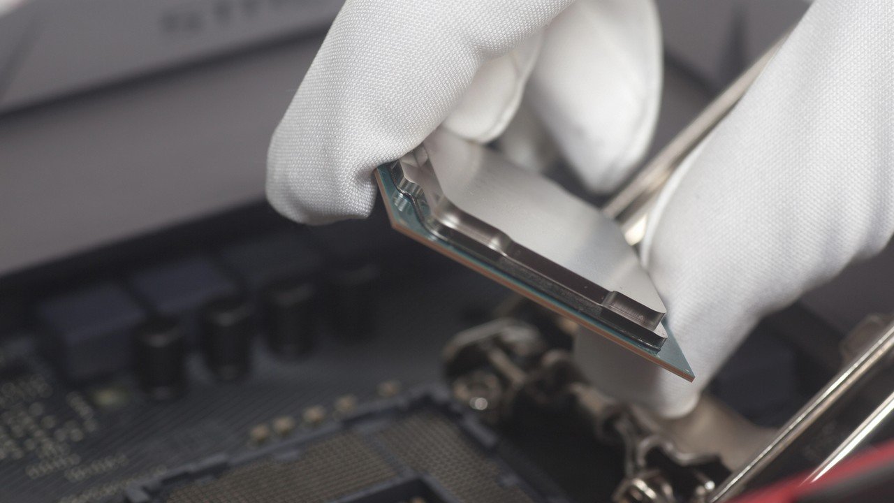 Ponad 20 lat historii: Intel przywraca Hyper-Threading w nowych procesorach