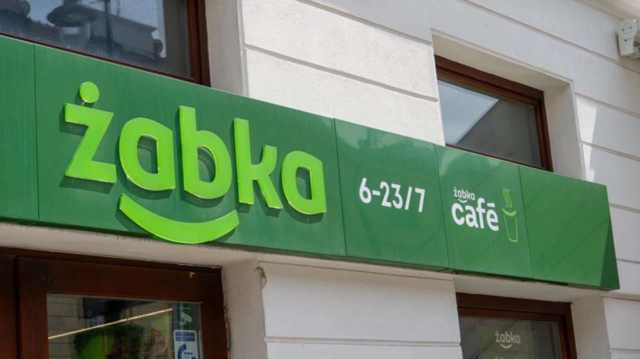 Żabka zaatakowana przez hakerów. Dane polskiej sieci do kupienia za grosze