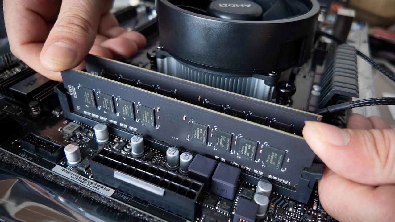 Myśleliście, iż ceny RAM-u zaraz spadną? SK hynix ma złe wieści