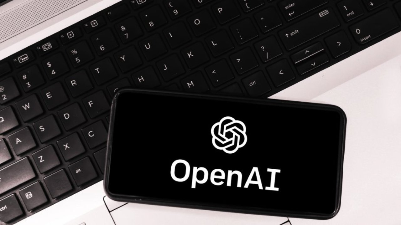OpenAI tworzy wyłącznik awaryjny dla AI. Wszystko przez incydent z lipca