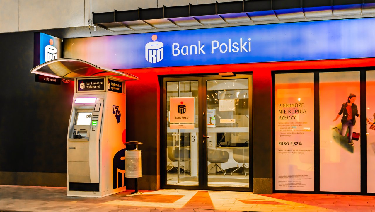 PKO BP informuje, media sieją panikę. Wyjaśniamy na spokojnie