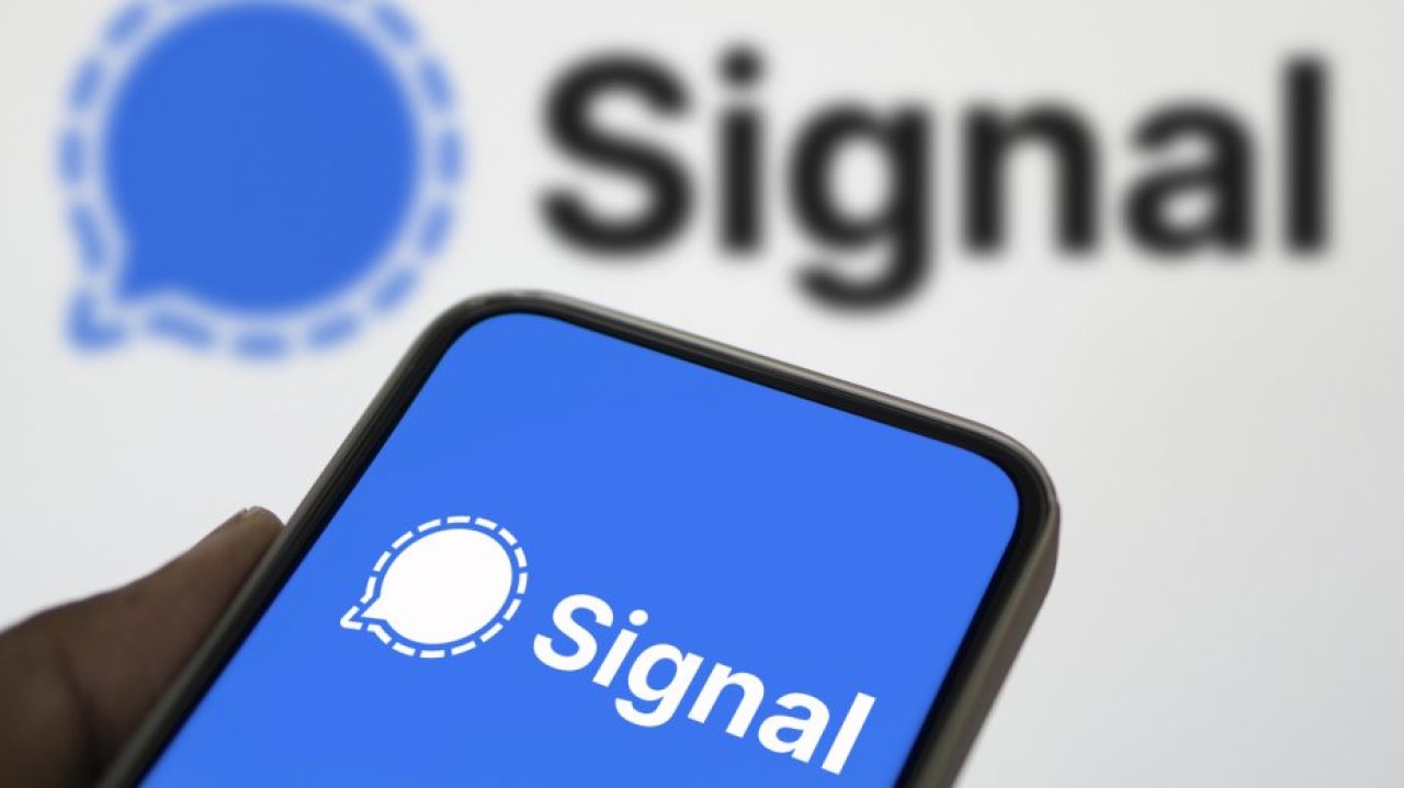Signal daje wybór: numer telefonu albo pieniądze. Ruszyła nowa rejestracja