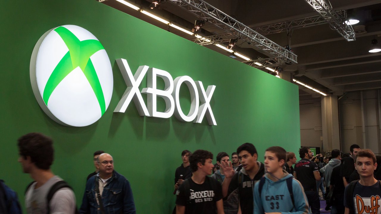 Xbox zwalnia tysiące ludzi. Satya Nadella klaszcze