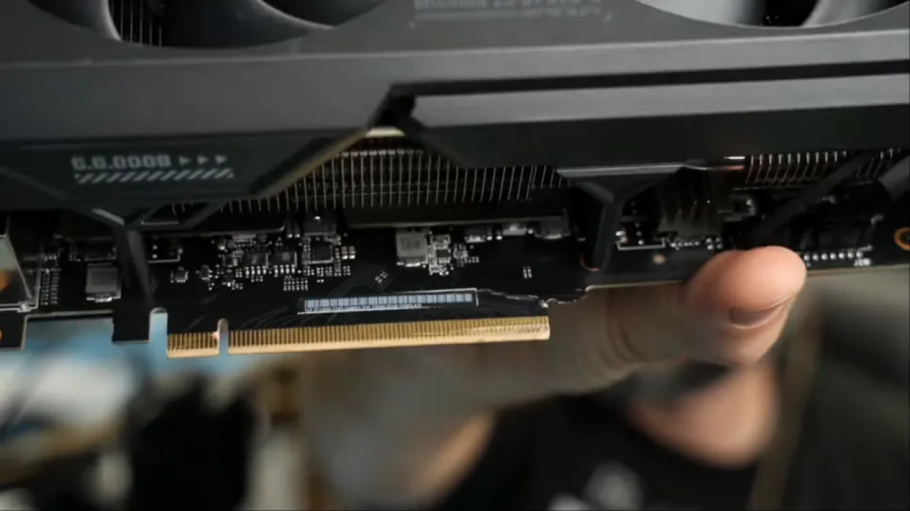 RTX 5090 zdrożał o 132%. NVIDIA najwyraźniej sprzedaje już patokawalerki