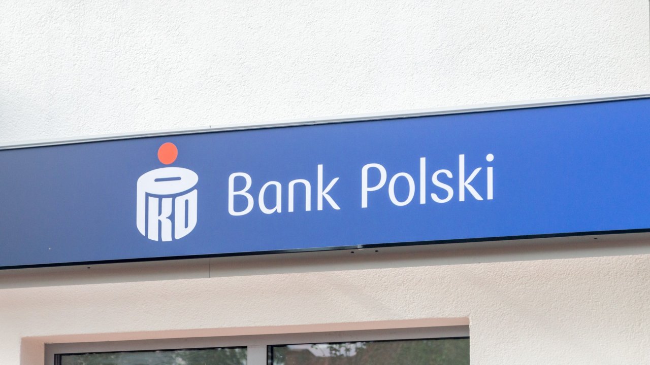PKO BP wyłączy część płatności. Lepiej przygotować się na serię
