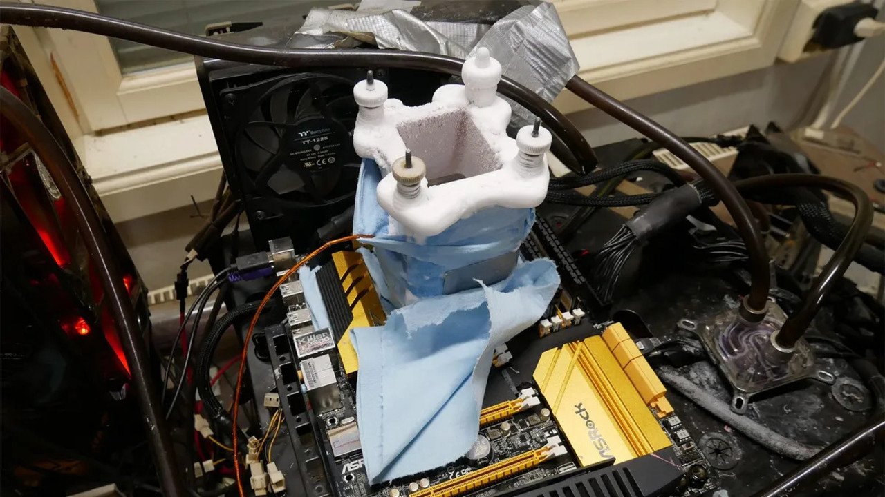 13-letni procesor Intela pobił rekord. Sprawę załatwiło 6,3 GHz