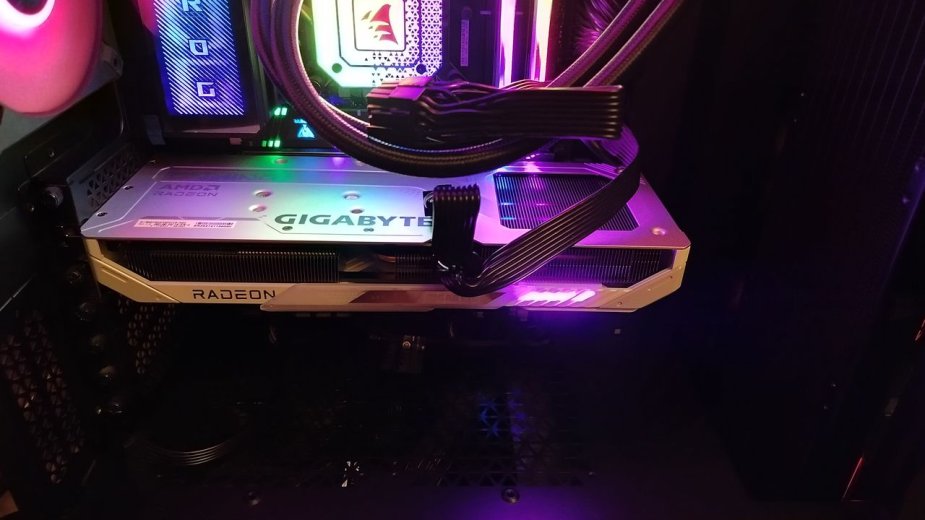 Test GIGABYTE Radeon RX 9060 XT 16 GB GAMING OC ICE. Elegancka biała karta w dobrej cenie