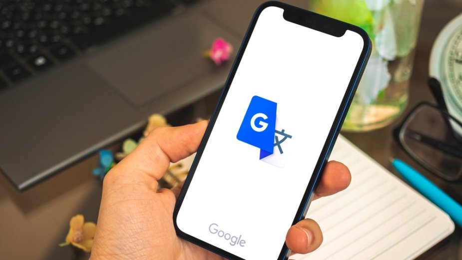 Masz zwykłe słuchawki? Google właśnie dało im supermoc