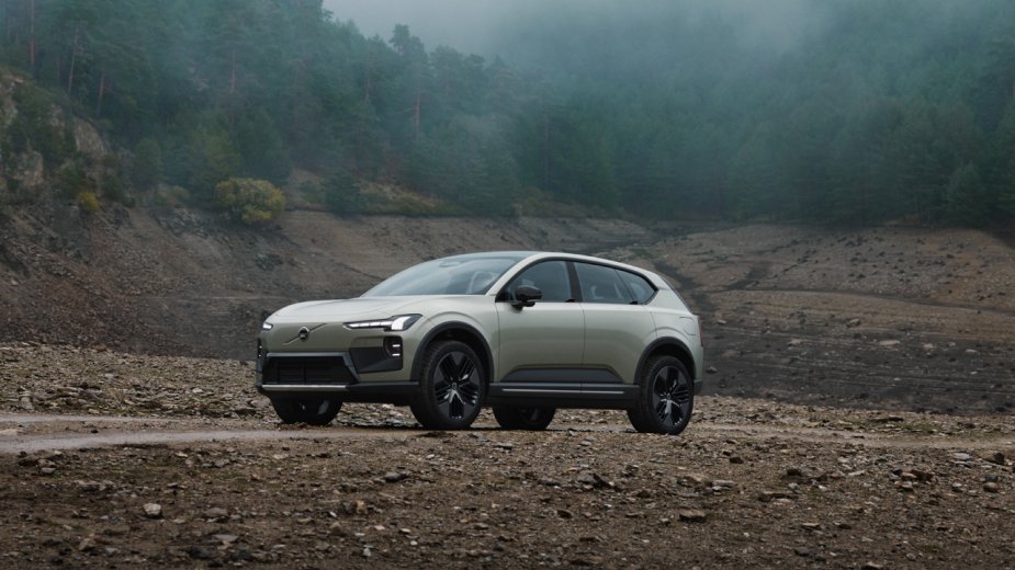 Pierwsze takie Volvo. EX60 z architekturą 800 V i zasięgiem do 810 km. Komputer z Nvidia i Qualcomm