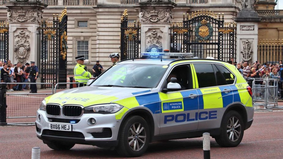 Kamery na radiowozach będą skanować twarze. Brytyjska żabole testuje granice