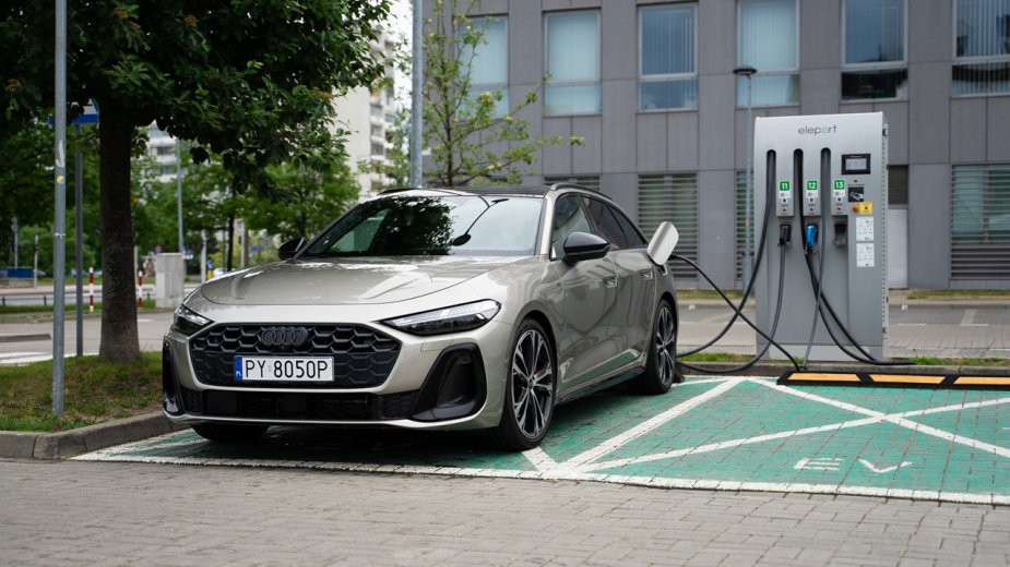Test Audi A5 Avant e-hybrid. Mocny i dopracowany napęd hybrydowy Plug-In