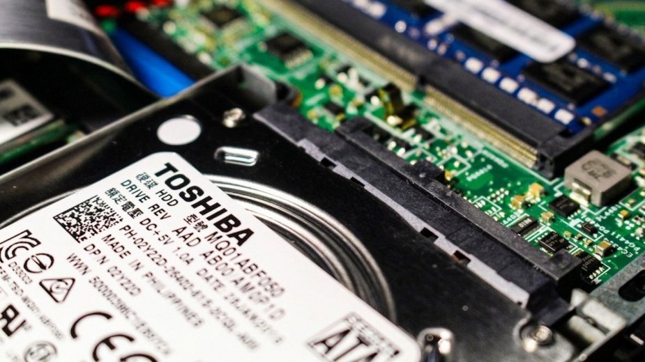 Jest rok 2026. Toshiba i Seagate biją się o dyski HDD, a stawka jest wysoka