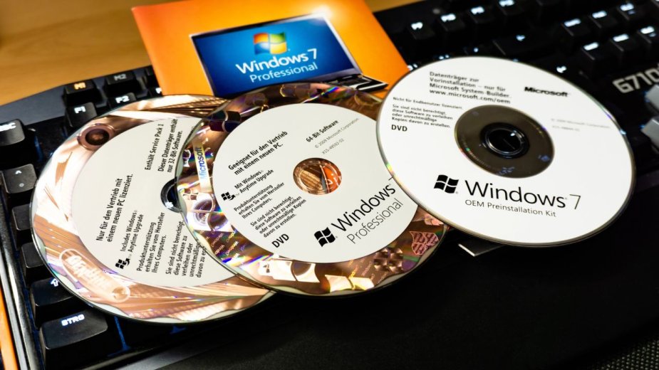 Windows 7 potrafi upokorzyć Windows 11. W niektórych grach jest szybszy