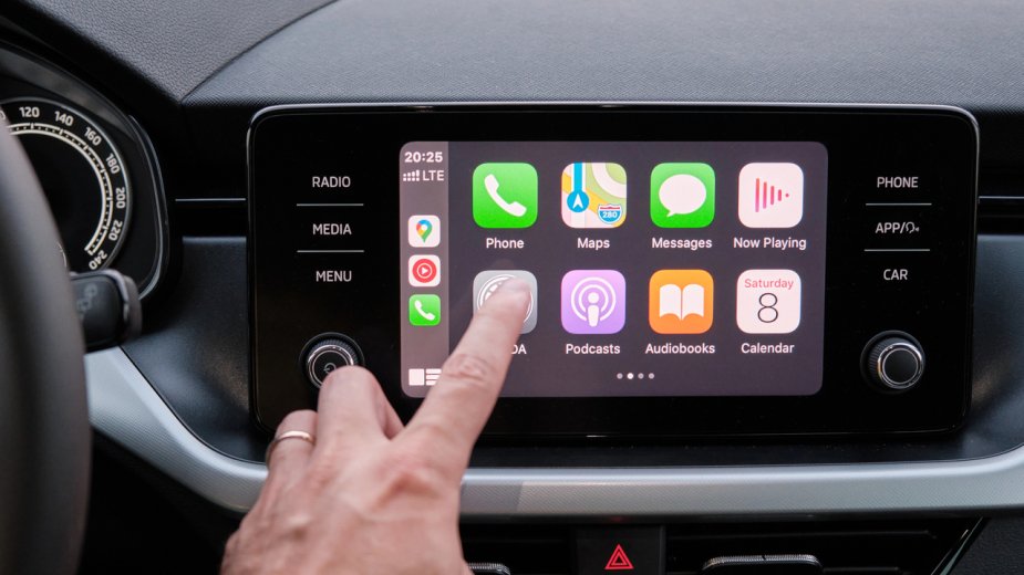 Apple dało ciała z CarPlay 2. Tli się jednak iskierka nadziei