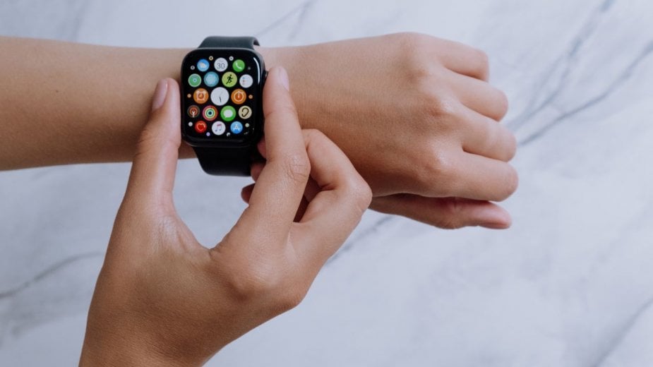 Apple Watch 8 może otrzymać funkcję, której zabrakło w poprzedniej generacji inteligentnych zegarków